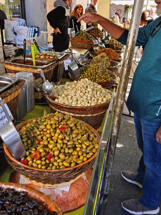 Travels and Kitchens_html_b1613530